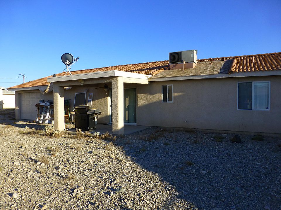 2nd image of 2175 Sahara Dr