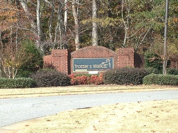 Entrance to Trotter's Walk