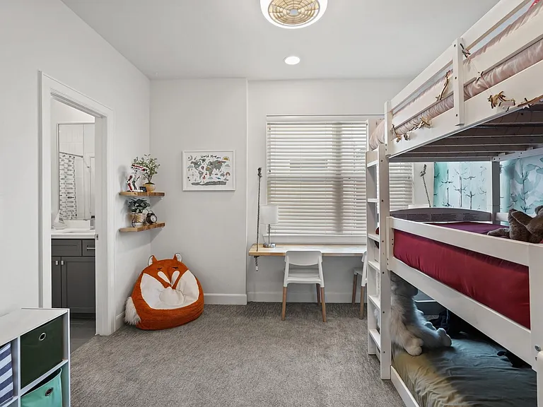 1739 Eado Point Ln — Photo 24