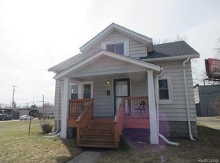 1026 E Muir Ave, Hazel Park, MI 48030