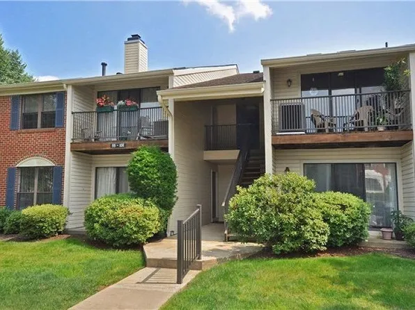 102 Woodward Ln Floor 2, Basking Ridge, NJ 07920