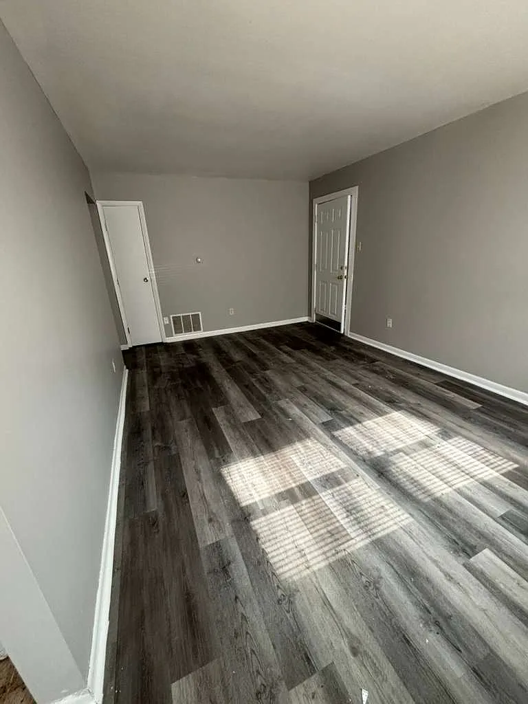 1 bed, 650 sqft, $1,000 — Photo 1