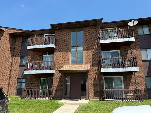 6408 Nature Dr #1W
