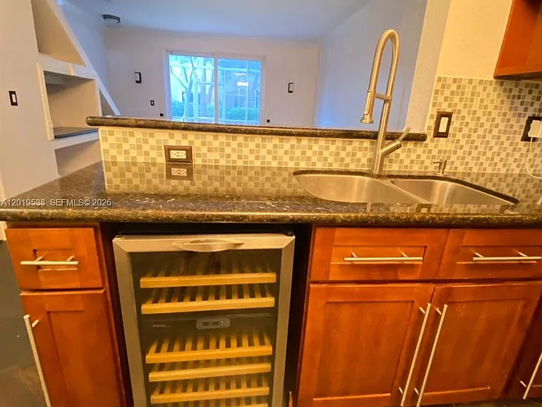 2041 Pompeii Ct #2014 — Photo 8