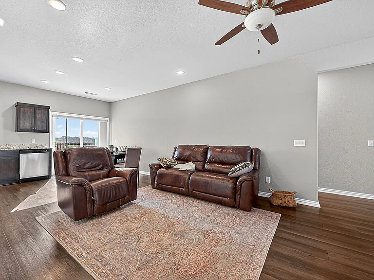 1220 Moonrise St — Photo 16