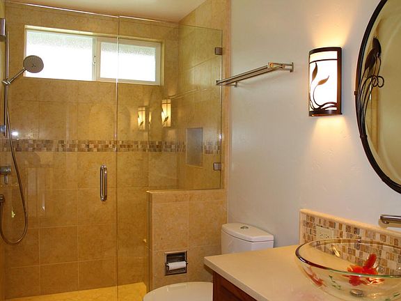 4th image of 1004 Whitehall Ln