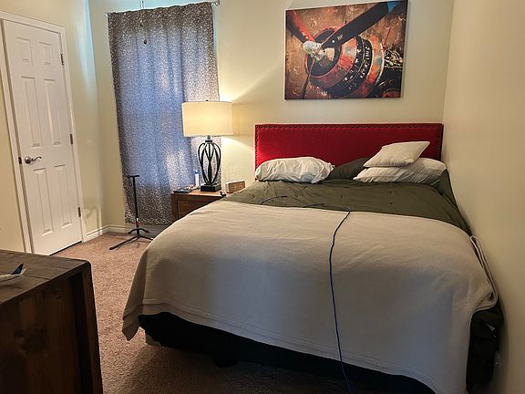 5th image of 1903 Kelly Ln