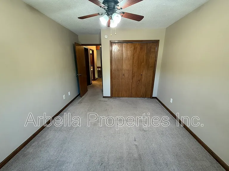 1608 Herrin Dr — Photo 14