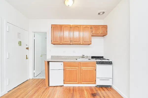 Rented by Living New York | media 4