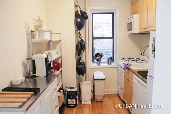 Rented by Urban Real Estate Inc | media 36