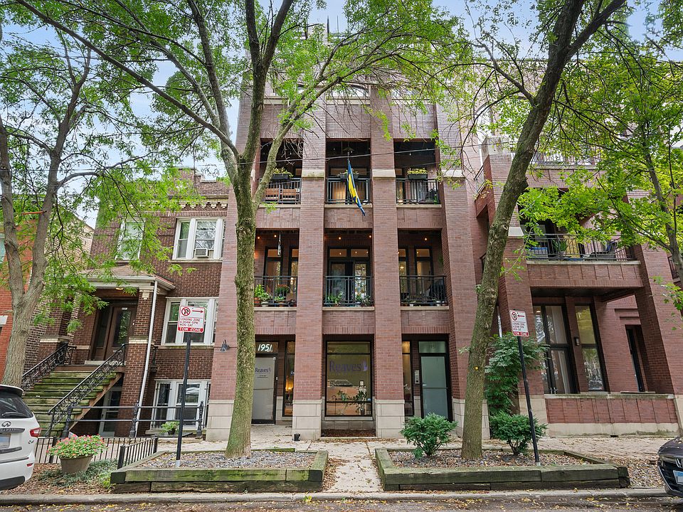 1st image of 1951 W Cortland St APT 2