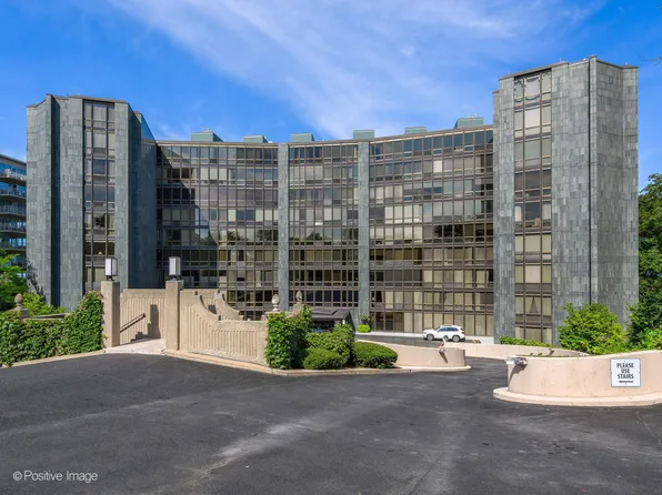 1420 Sheridan Rd APT 4I, Wilmette, IL 60091