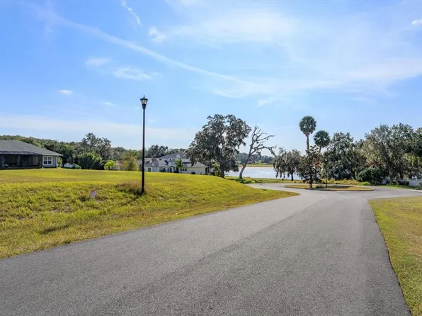1117 Myrtle Breezes Ct #27, Fruitland Park, FL 34731