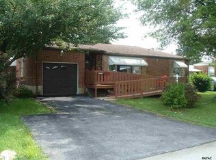 2675 Clearbrook Blvd, York, PA 17406