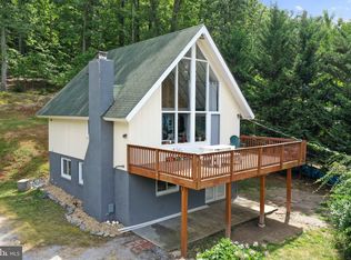 458 Windsong Rd, Harpers Ferry, WV 25425