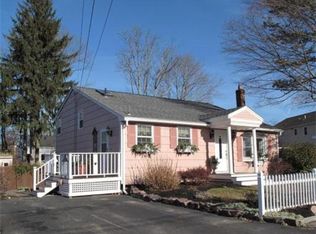 3 Brewster Rd, Randolph, MA 02368