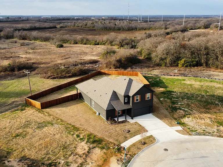 3517 Foxhound Ln — Photo 2