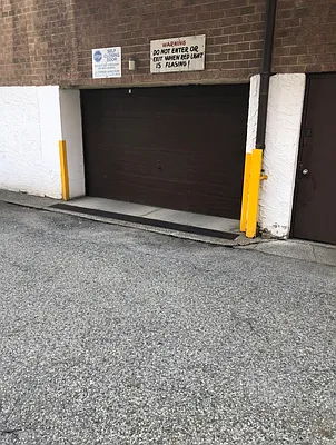 Rented by 18 REALTY | media 22