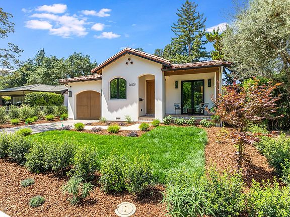 3rd image of 20276 La Paloma Ave
