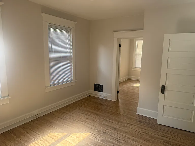 22 Browning St — Photo 23