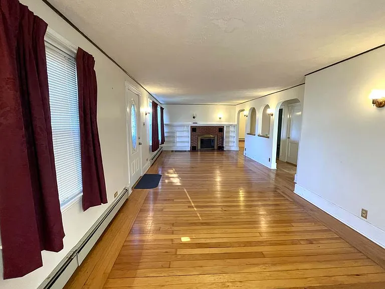 732 Highland Ave — Photo 13