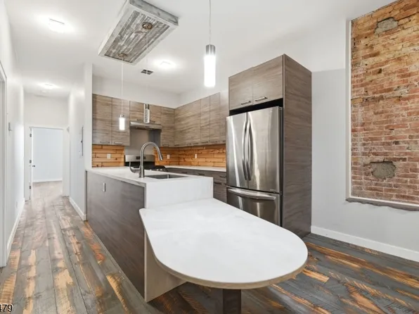 180 Spring St Unit 304, Newton, NJ 07860