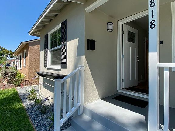 3rd image of 4818 Lorelei Ave
