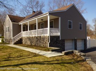 28 Weston Pl, Eatontown, NJ 07724