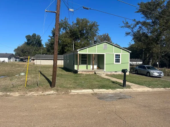 Home Portfolio 3 Door Grenada Ms, Grenada, MS 38901