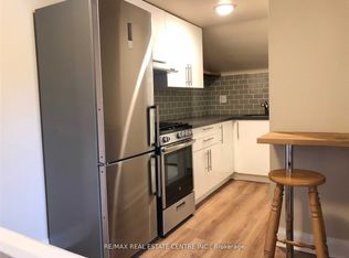 22 Nelson St E #B, Brampton, ON L6V 1C9