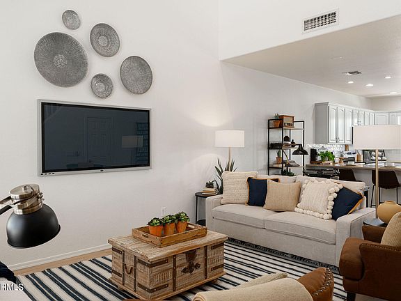 2nd image of 5243 RAYANNA Court