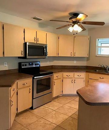 5th image of 466 Needles Dr