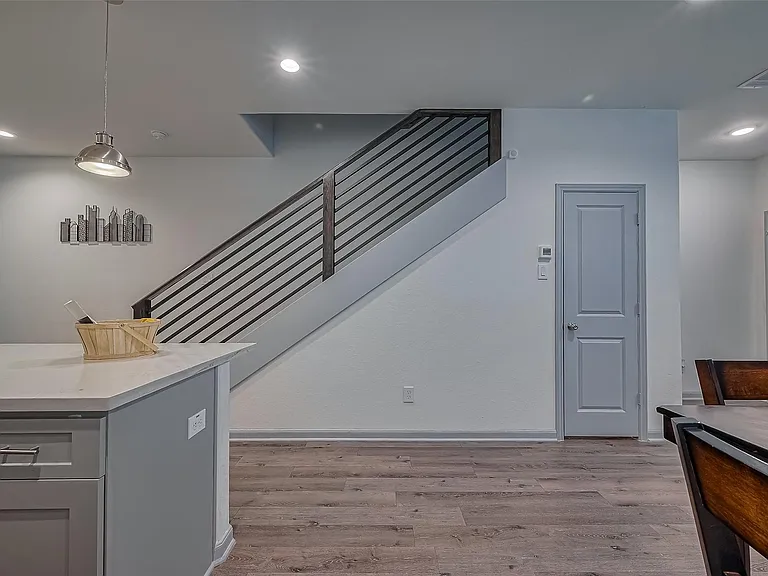 3540 Rebecca St — Photo 9