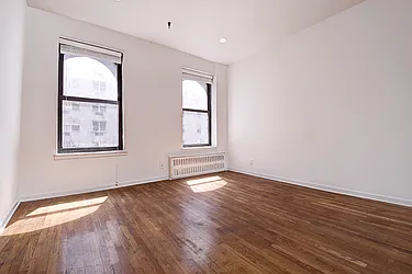 Rented by Urbane Brokerage