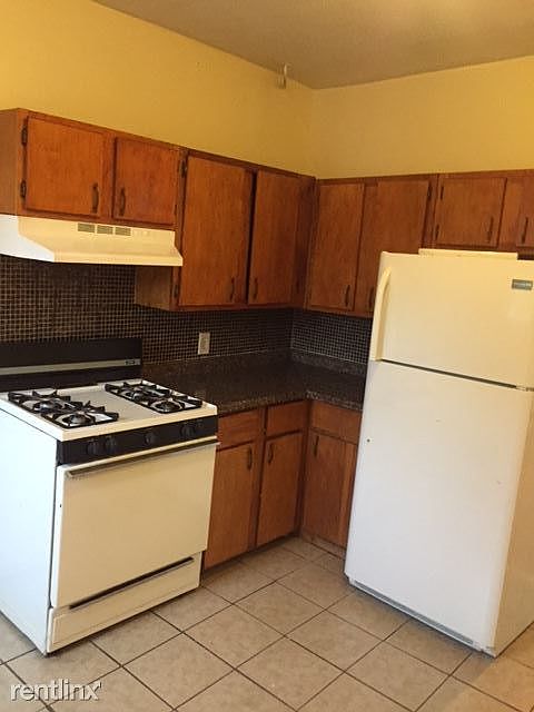 1st image of 46 Elliott St Fl 1