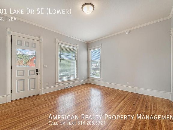 5th image of 901 Lake Dr SE