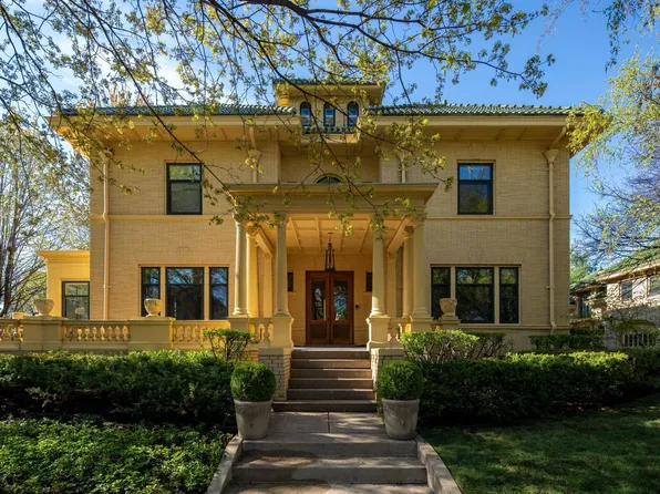 1005 Mount Curve Ave, Minneapolis, MN 55403