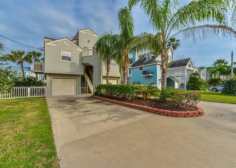 1st image of 12717 E Camino Famoso