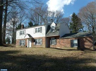 37 Sugar Maple Ln, Lafayette Hill, PA 19444