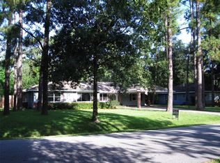 1741 Pine Village Dr, Houston, TX 77080