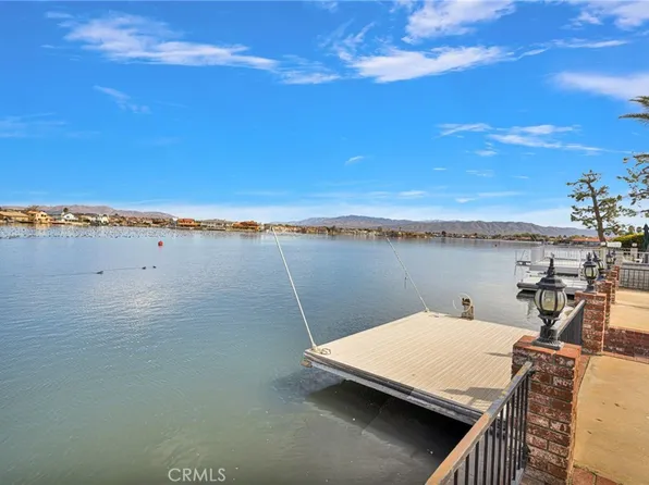 18063 Mariner Dr, Victorville, CA 92395