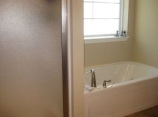 179 Anthurium Ave, Johnson City, TN 37604