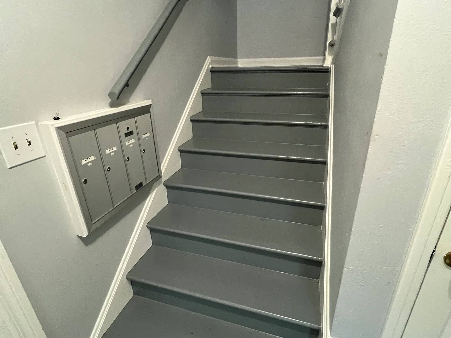 1 bed, 800 sqft, $1,100 — Photo 2