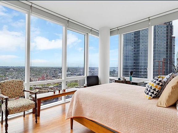 4th image of 66 Rockwell Pl APT 37D