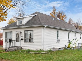 1624 2nd Ave N, Grand Forks, ND 58203