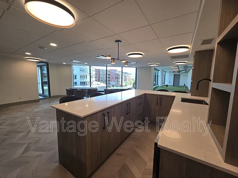 3700 Capozzi Rd #901 — Photo 26