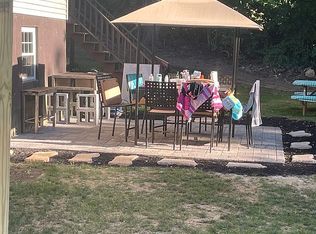 52 Carpenter Hill Rd, Charlton, MA 01507