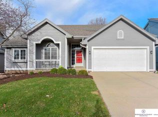 4214 N 164th St, Omaha, NE 68116