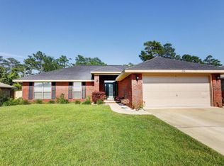 1936 Bay Pine Cir, Gulf Breeze, FL 32563