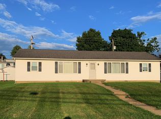 306 S Richards St, Danville, OH 43014